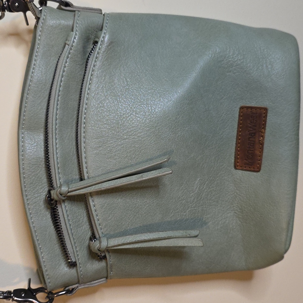 Montana West Sage Green Crossbody Concealed Carry Bag. So Cute and So Roomy! - Picture 2 of 11